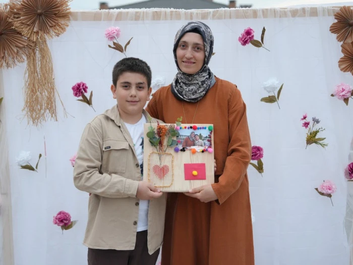 Annemle birlikte en g&uuml;zel g&uuml;n programı ger&ccedil;ekleştirildi