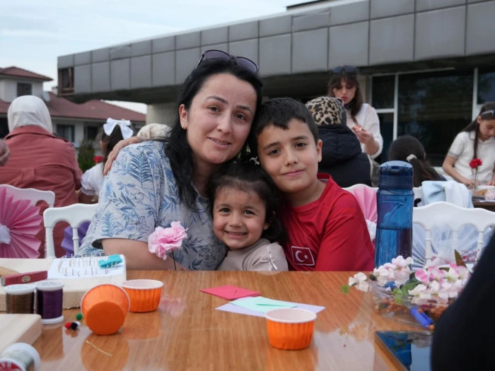 Annemle birlikte en g&uuml;zel g&uuml;n programı ger&ccedil;ekleştirildi