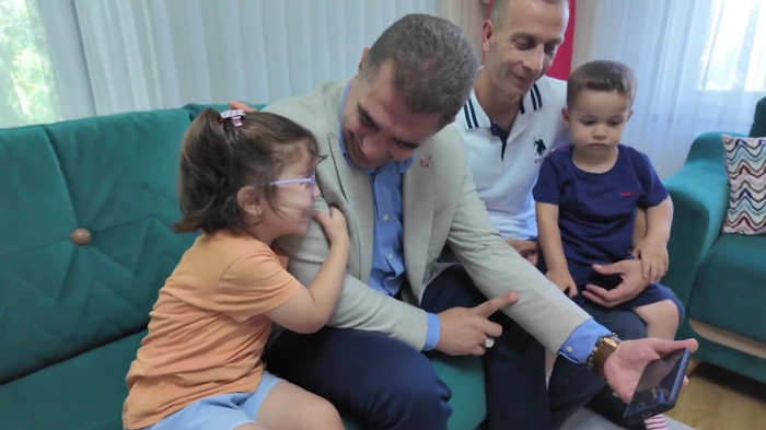 Aslan Vali O miniklere sürpriz ziyaret yaptı