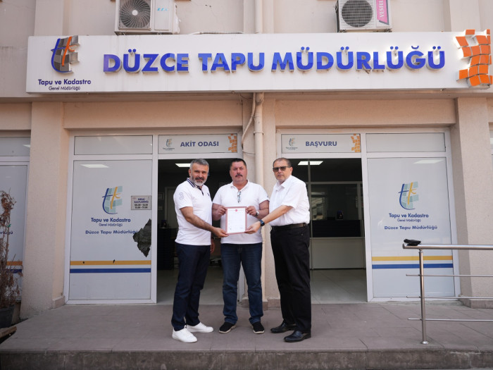 Modern sanayi sitesi dükkanları esnafa devredilmeye başlandı