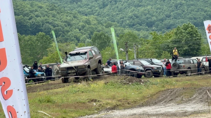 Off-Road yarışları nefes kesti