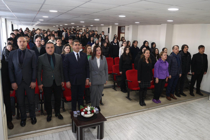 Özel öğrenciler Neşet Ertaş'ı unutmadı