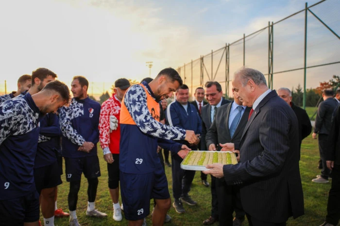 Namağlup takım liderlik yolunda 