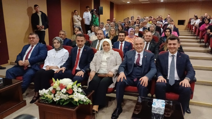 Dr. Faruk Özlü Mazbatasını Aldı