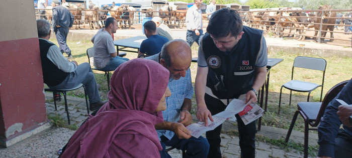 Polisten Kurban satıcılarına sahte para uyarısı