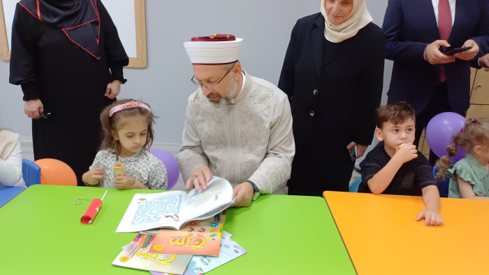 Prof. Dr. Ali Erbaş kuran kursu eğitim programı açılışını yapmak üzere Düzce'ye geldi