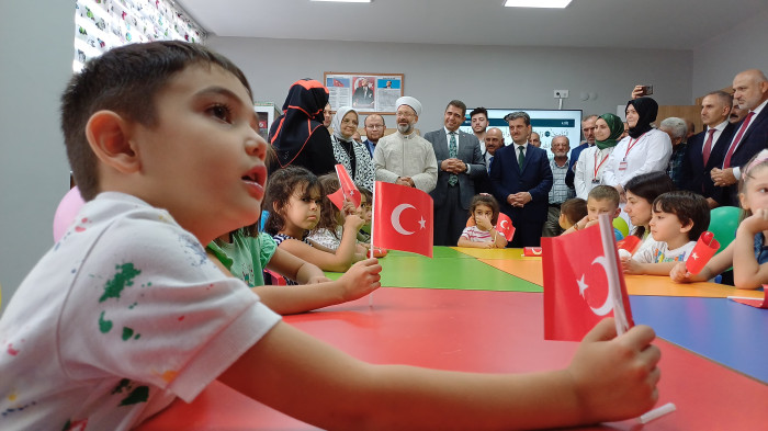 Prof. Dr. Ali Erbaş kuran kursu eğitim programı açılışını yapmak üzere Düzce'ye geldi