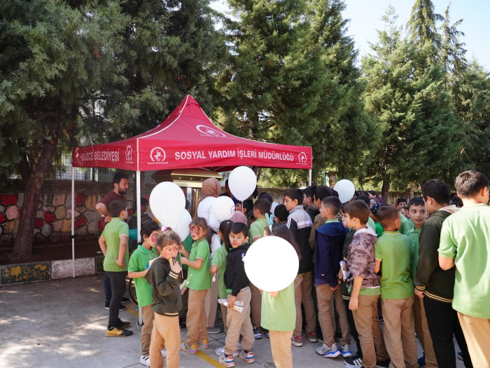 Recep İvedik'in Nurullah abisi mek&acirc;nsın tiyatro!