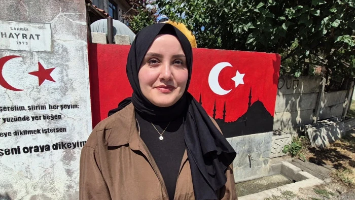 K&ouml;y &ccedil;eşmelerini tuval yaptı