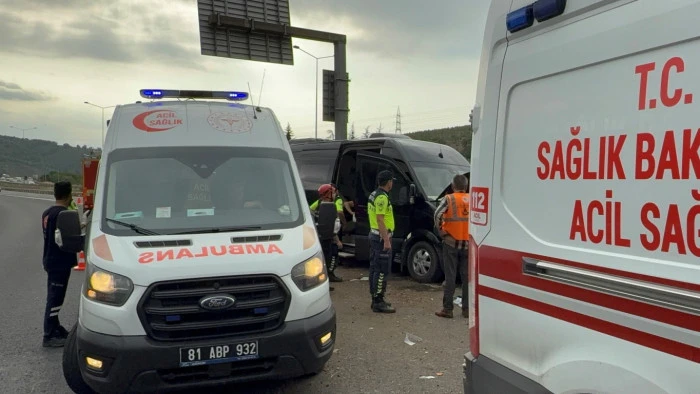  Şarkıcı Çağan Şengül Ankara Konserine Giderken Kaza Yaptı