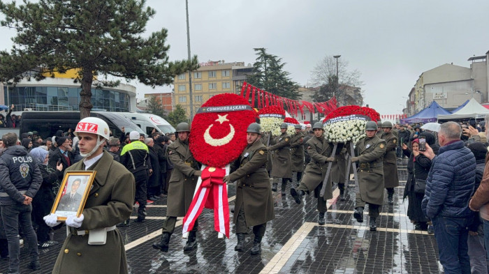 Şehit Piyade Uzman &Ccedil;avuş Mustafa Bazna son yolculuğuna uğurlandı
