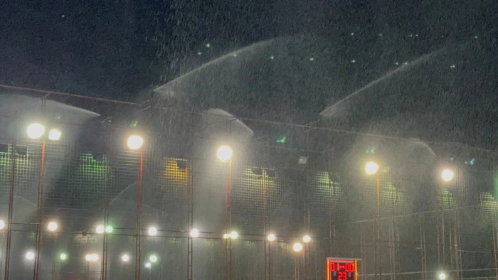 Halı Saha Yenilik: Su Püskürtme Sistemi