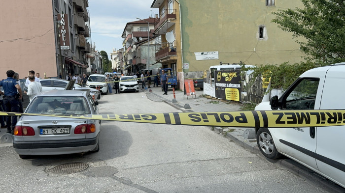 Düzce'de Silahla sırtından vuruldu!