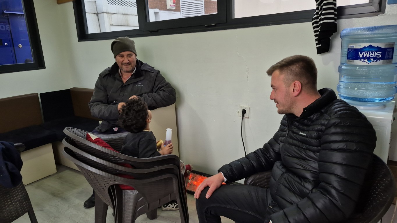Kayıp çocuğu durağa getiren taksiciler, çocuk için adeta seferber oldular!