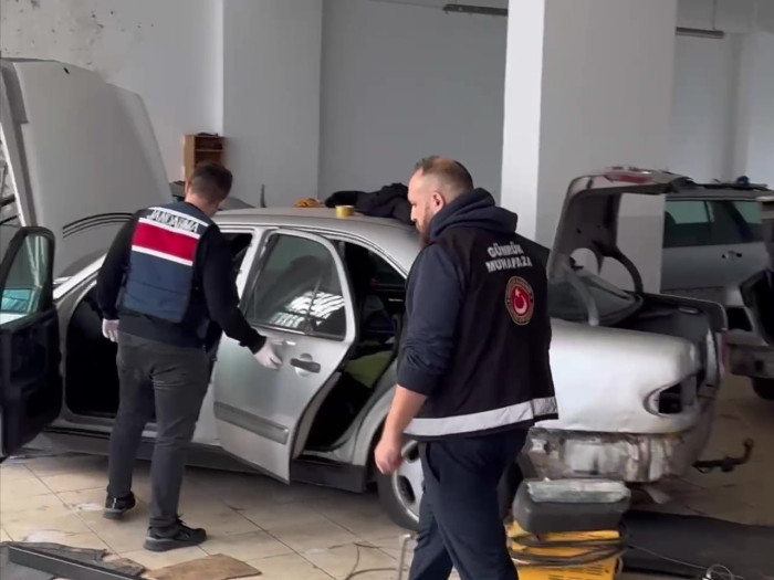 Tamirhaneye baskın yapıldı
