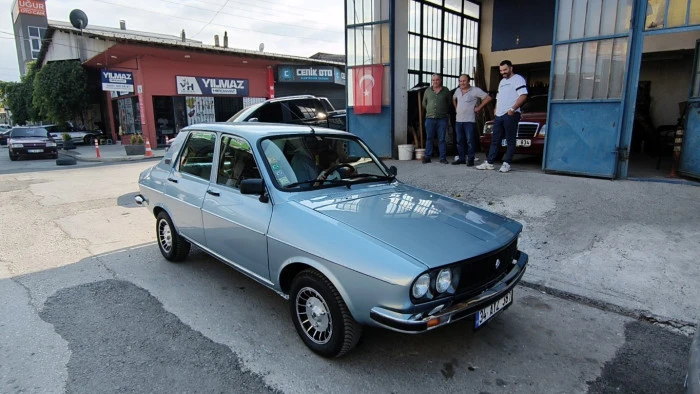 41 yıl &ouml;nce iş kurmak i&ccedil;in sattığı ve i&ccedil;inde ukde kalan ilk otomobili