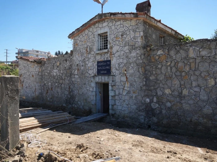 Restorasyon &ccedil;alışmaları başladı