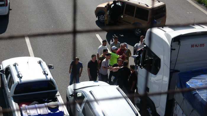 TEM’in Bolu geçişinde yumruk yumruğa kavga