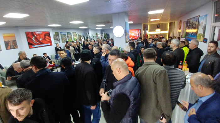 Trabzonlular derneğine yeni yerine muhteşem törenle kavuştu