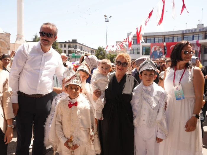 Sünnet şöleni şehirde bayram havası estirdi