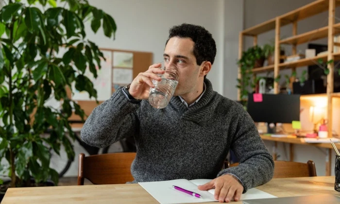 Uzmanından böbrek taşlarına karşı günde 