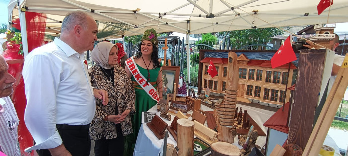 DÜZCE OTLARI FESTİVALİ ANLAMINI BULDU