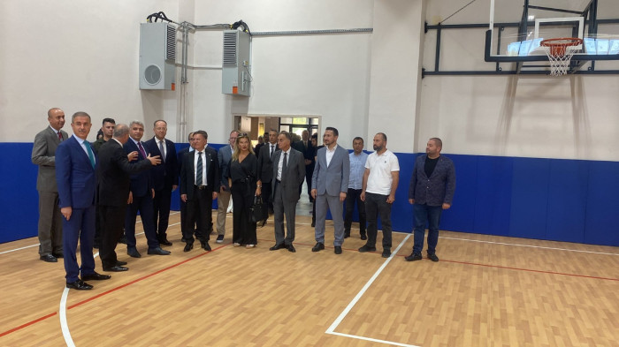 Şehrin en büyük ortaokulu Törenle hizmete açıldı