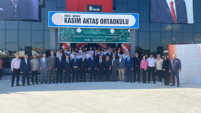 Şehrin en büyük ortaokulu Törenle hizmete açıldı