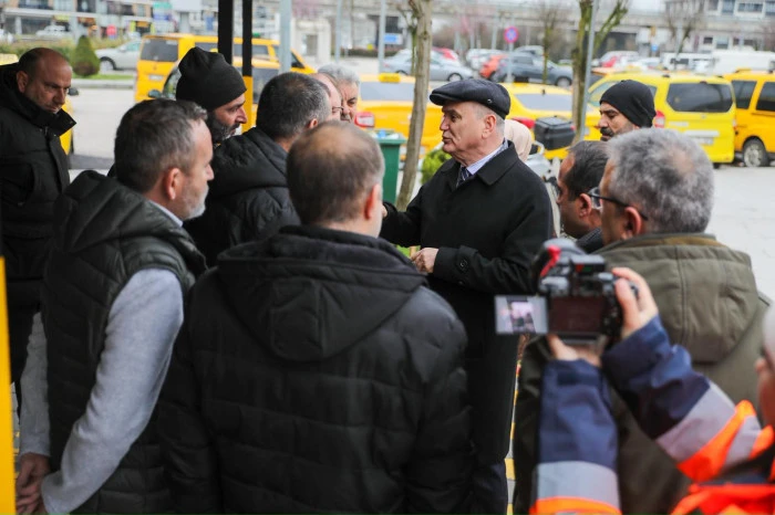 D&uuml;zce otogar kavşağına trafik sinyalizasyon talebi 