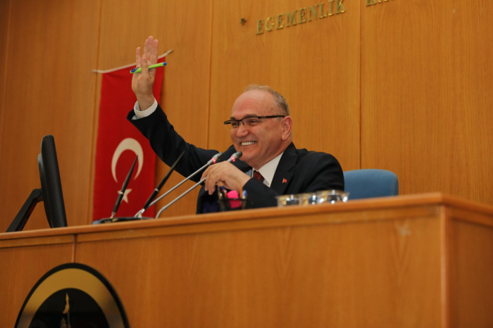 Belediye Meclisi yeniden döneme başladı