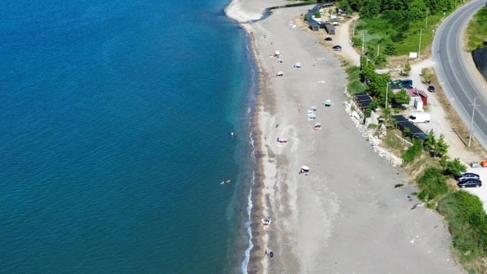Akçakoca'da sahiller boş kaldı