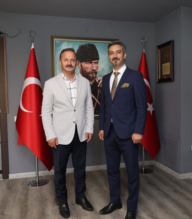 Yavuz Ağıralioğlu Düzce'de sürpriz isimler açıkladı!