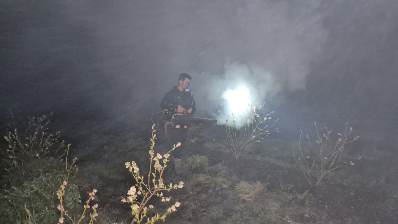 Düzce'de Çiftçiler zirai don nöbetinde