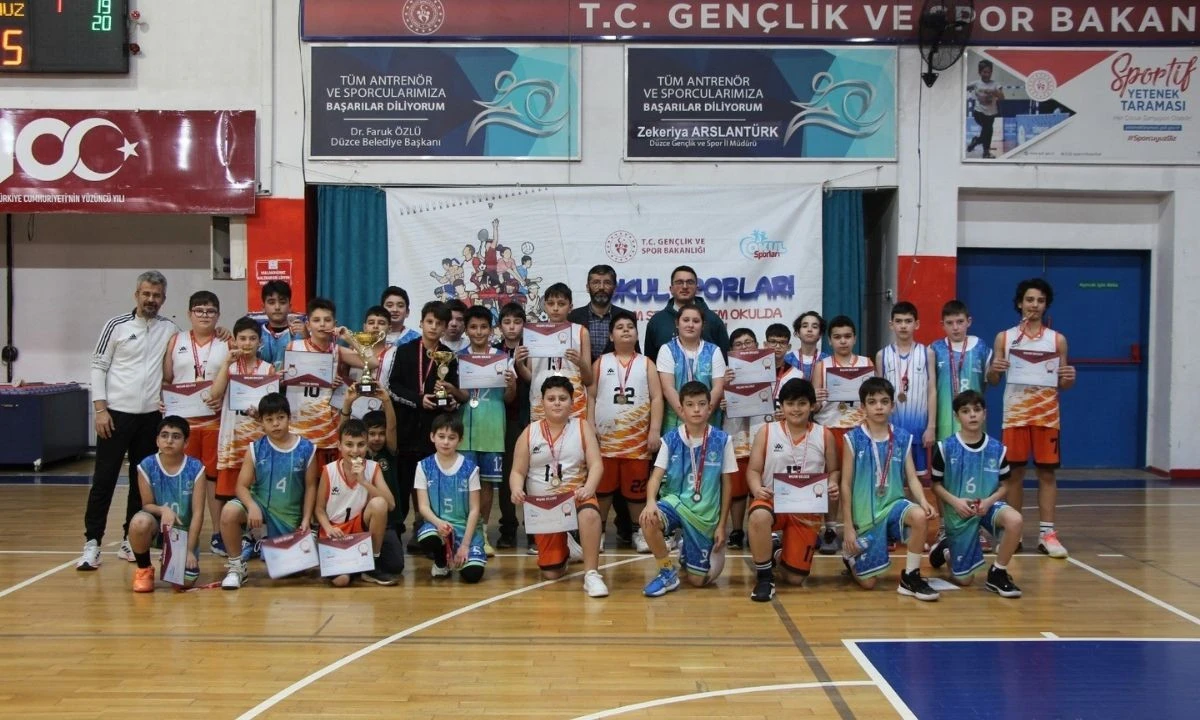 18 Temmuz Salonu Basketbol Finalleri