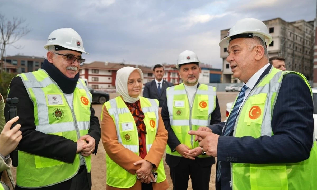 Ayşe Keşir DTSO Yeni Binasını Yerinde İnceledi
