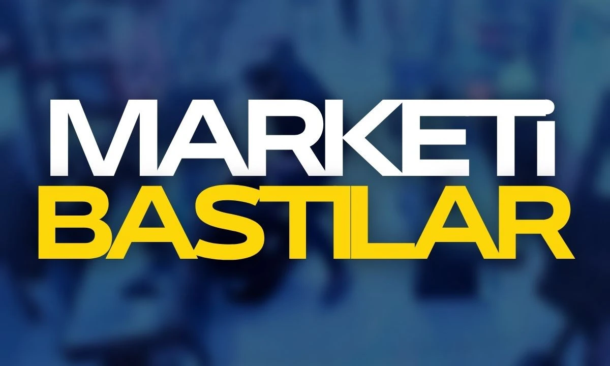 Baba ve İki Kişi Marketi Bastı
