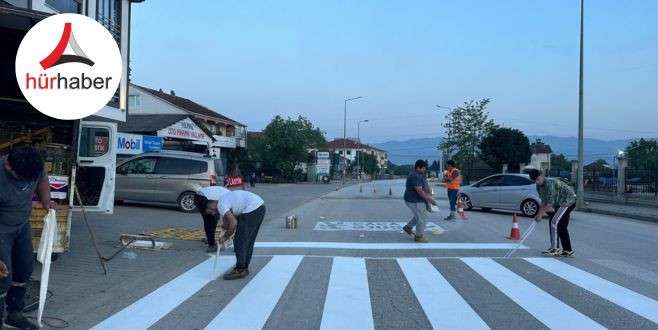 Çilimli Belediyesi yaya ve yol çizgilerini yeniliyor