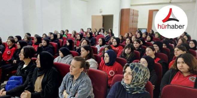 Çocuk gelişimi öğrencilerine aşı takvimi anlatıldı