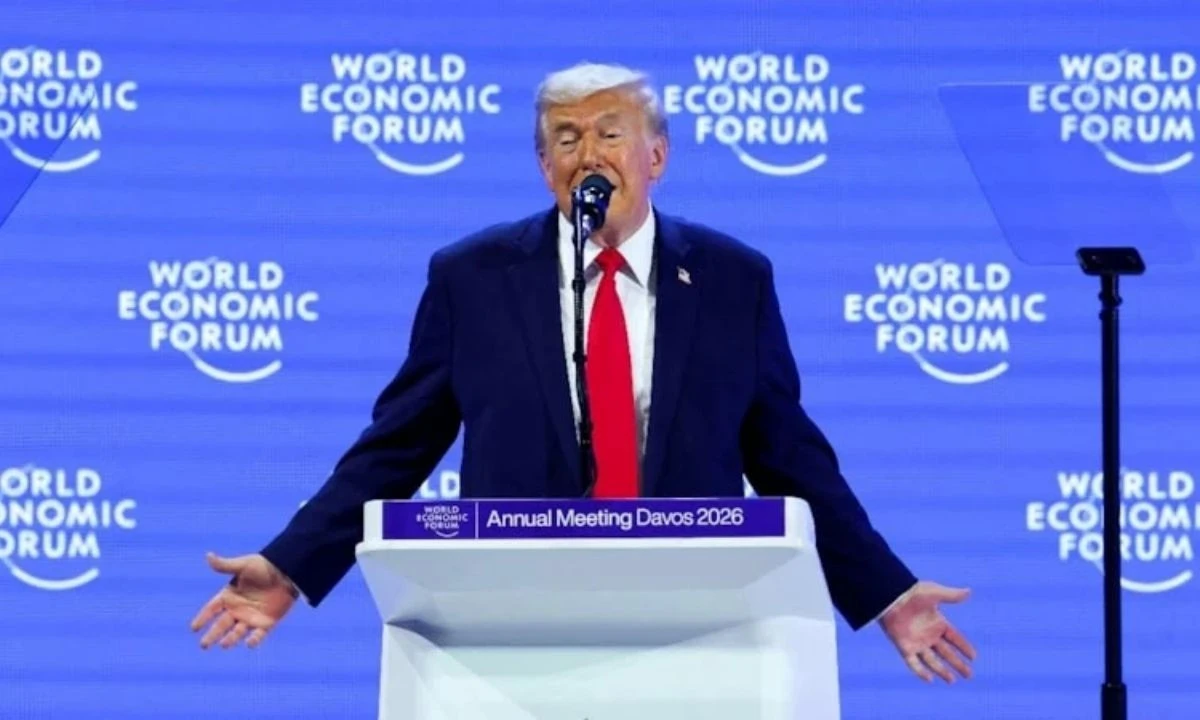 Donald Trump'tan Gr&ouml;nland ve Danimarka'ya: Biz olmasak Almanca konuşurdunuz