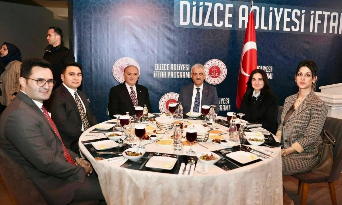 D&uuml;zce Adliyesi Geleneksel İftar Programı