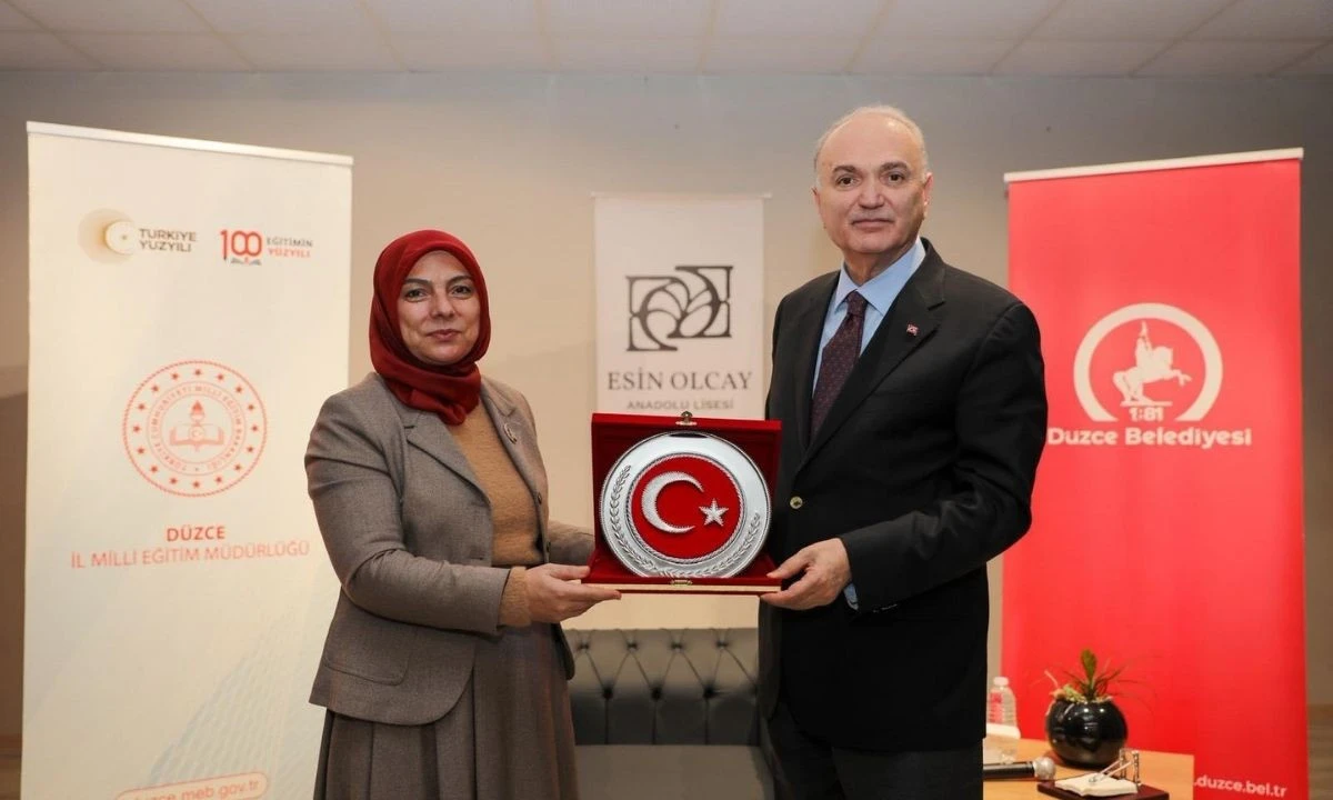 D&uuml;zce Belediyesi&rsquo;nden gen&ccedil;lere m&uuml;jde haber