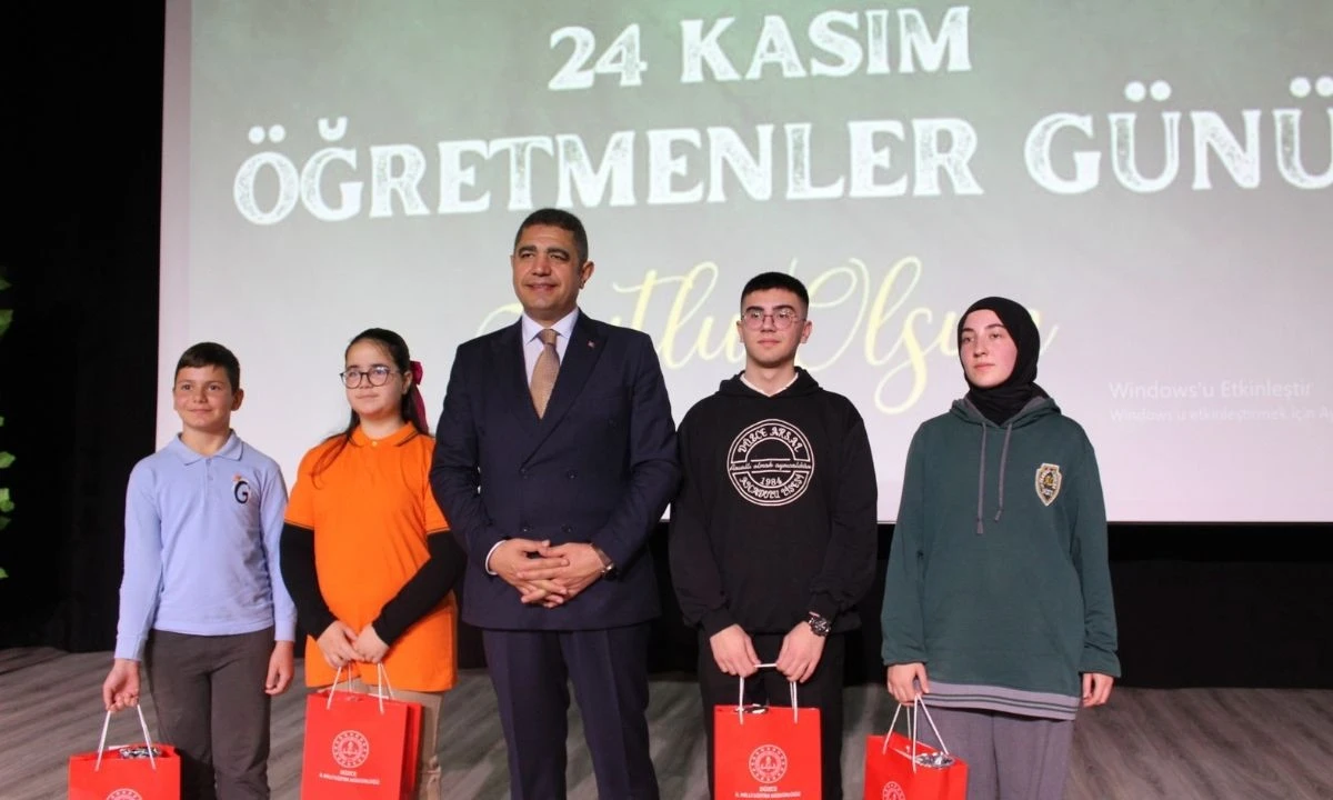 Düzce Lise Şiir Yarışması Birincisi Rümeysa