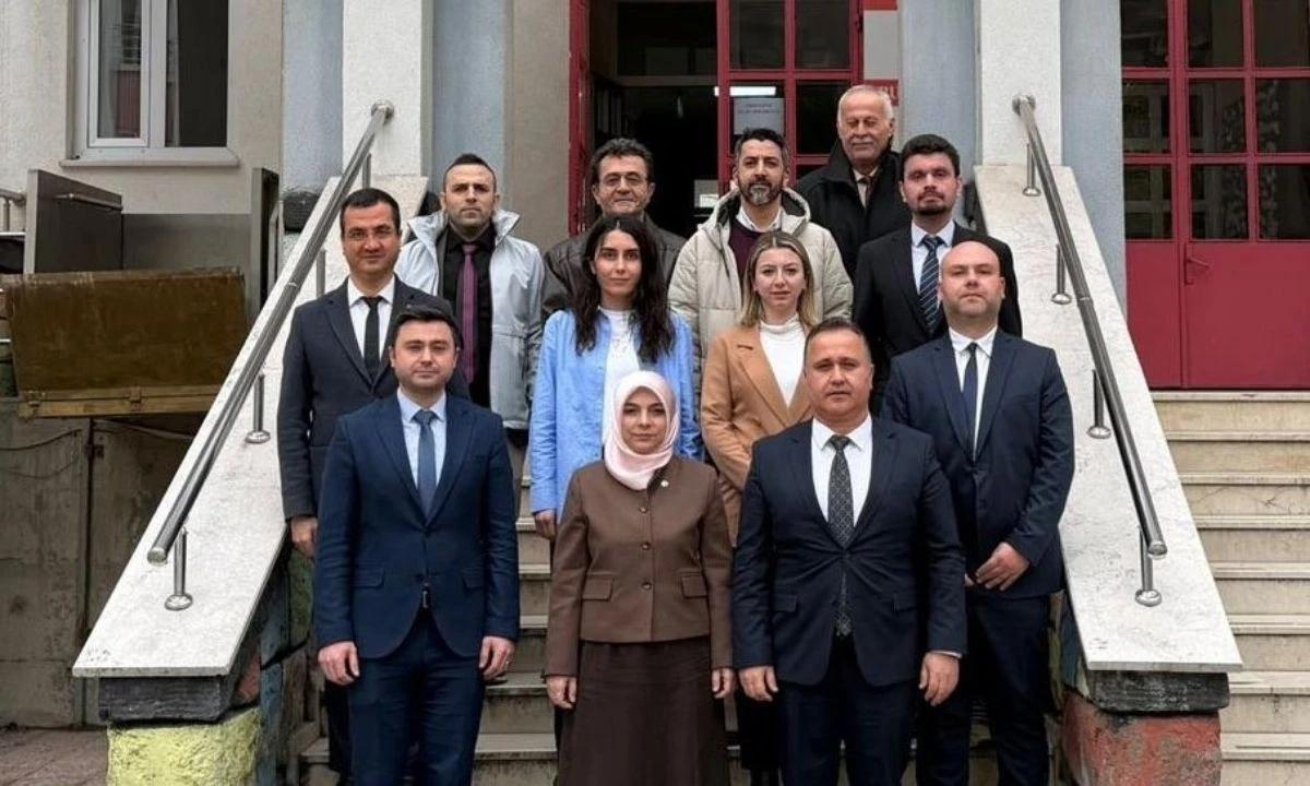 D&uuml;zce Milli Eğitim M&uuml;d&uuml;r&uuml; Yığılca Ziyareti