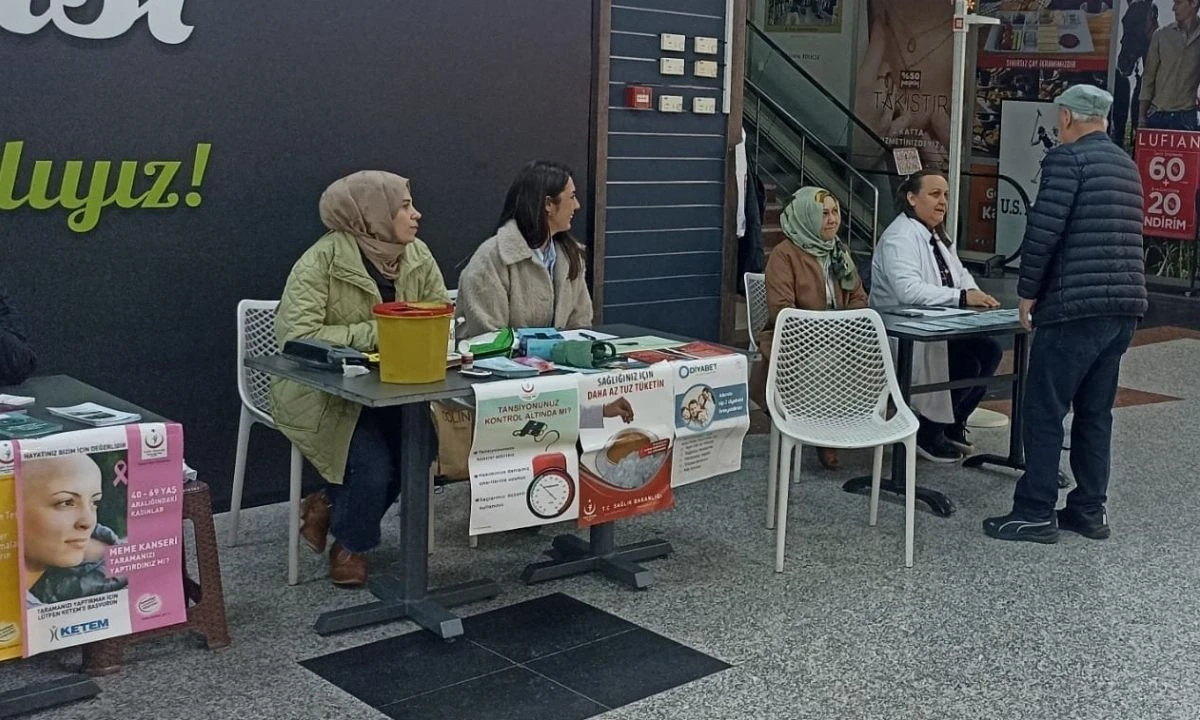 D&uuml;zce Ramazan Farkındalık Standı