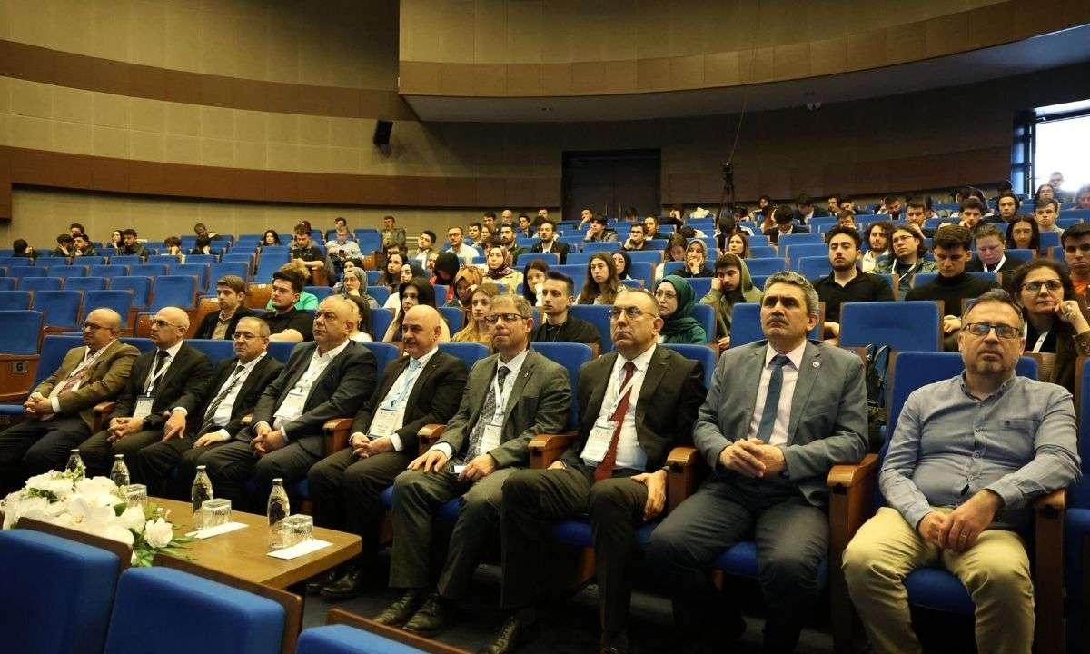 Düzce Üniversitesi’nde enerji çalıştayı! 