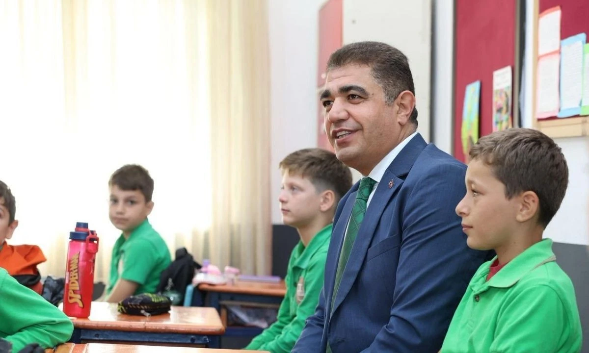 Düzce Valisi Aslan Çakır Hacı İbrahim İlkokulu Ziyareti