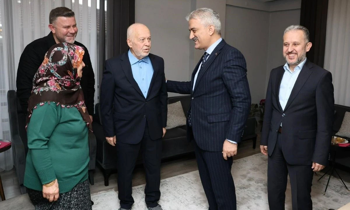 D&uuml;zce Valisi Mehmet Makas&rsquo;tan Kurra Hafız Fahri Yılmaz&rsquo;a Ziyaret