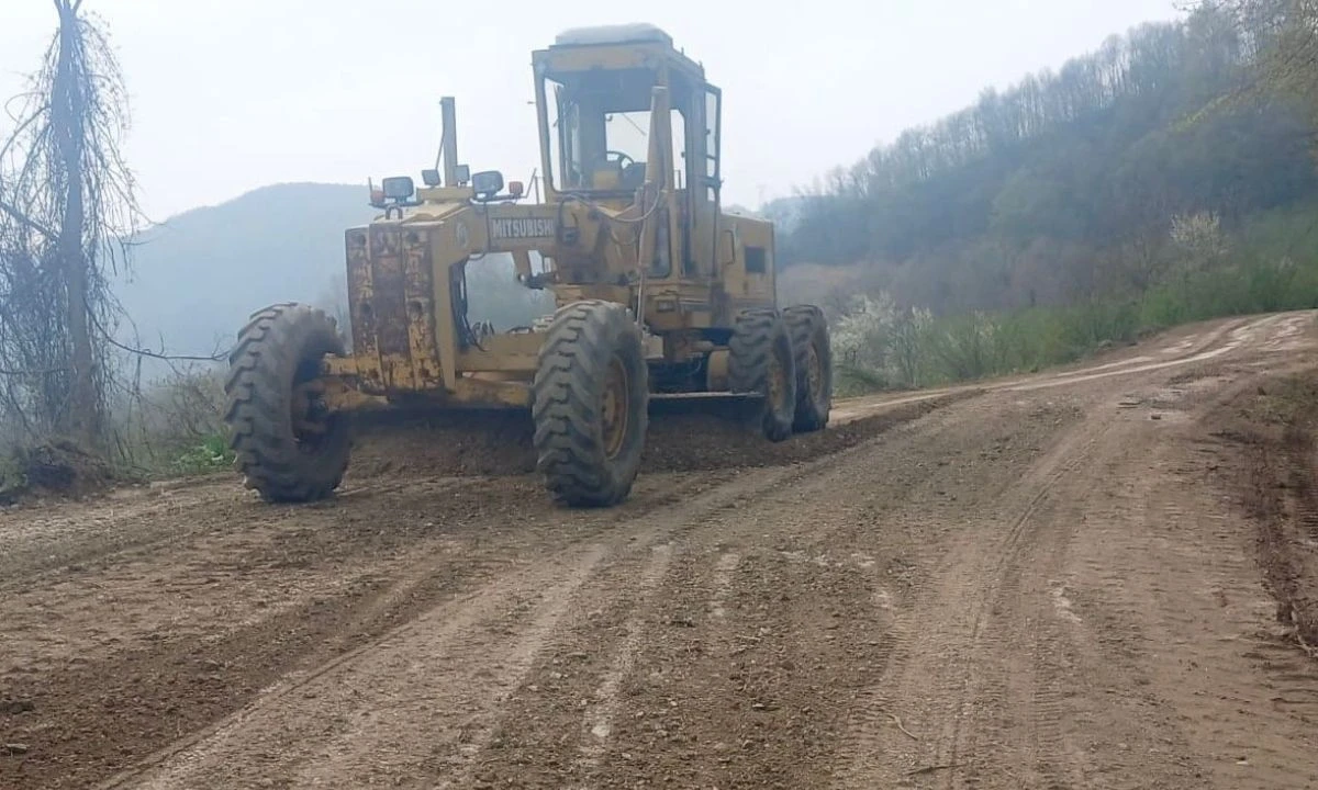 D&uuml;zce&rsquo;de Asfalt Hazırlığı Başladı! Yığılca Asar K&ouml;y&uuml;&rsquo;nde &Ccedil;alışmalar S&uuml;r&uuml;yor