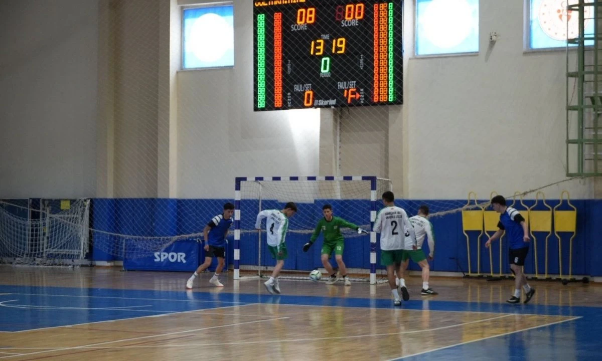 D&uuml;zce&rsquo;de İmam Hatipler Spor Oyunları Heyecanı! M&uuml;sabakalar S&uuml;r&uuml;yor