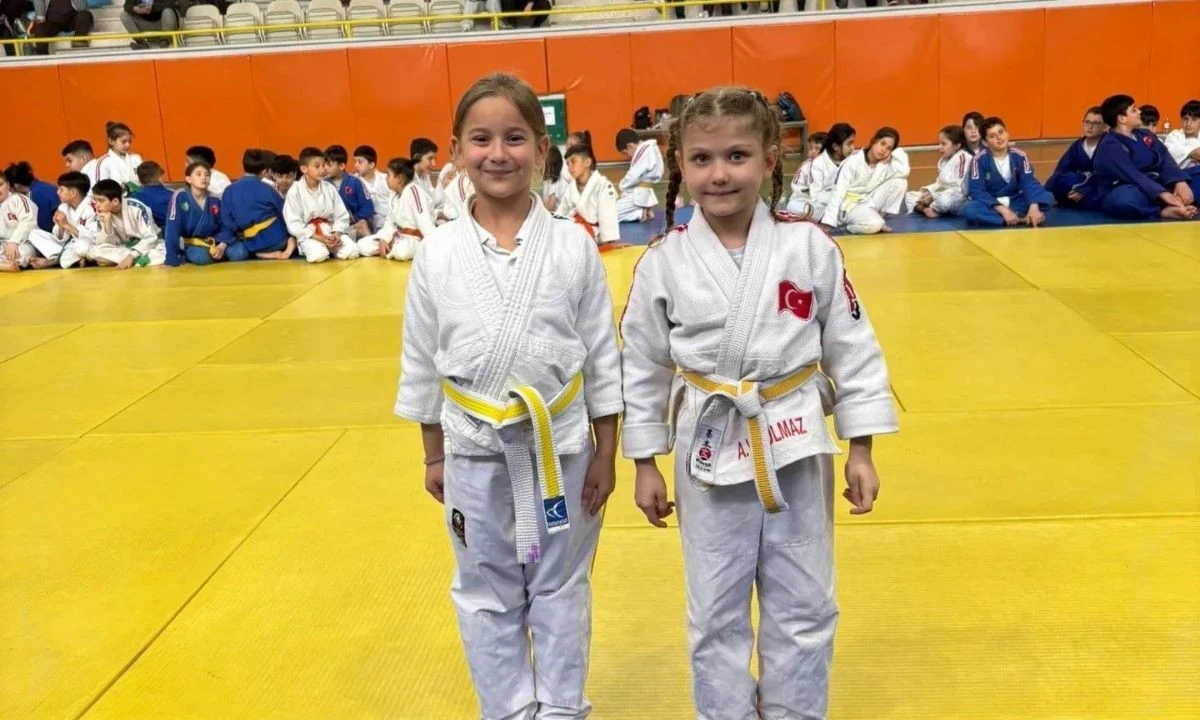 D&uuml;zce&rsquo;de Judo Kuşak Sınavı Tamamlandı
